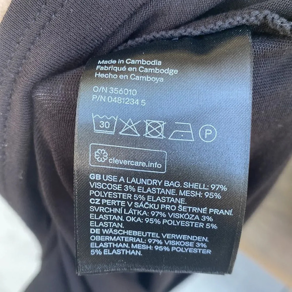 Fitted Mesh Crew Neck Long Sleeve Tee - Picture 5 of 5